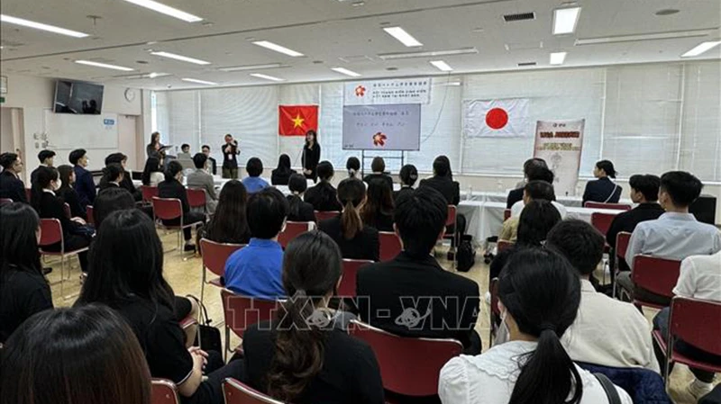 Toàn cảnh lễ khai mạc VYSA JOB FAIR 2024. 