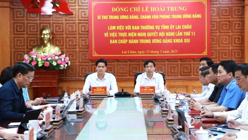 Đại biểu tỉnh Lai Châu tại buổi làm việc.