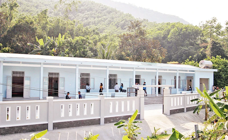 Nhà lưu trú mới khang trang giúp các giáo viên yên tâm công tác hơn.