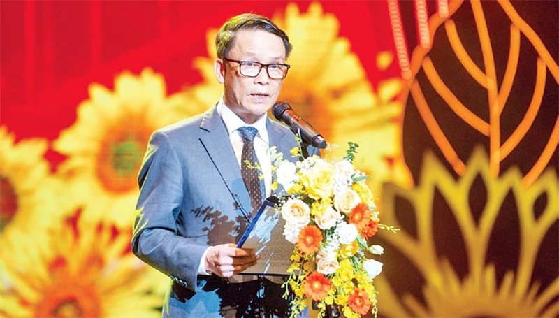Khai thác sâu sắc từng hơi thở, nhịp đập của cuộc sống 