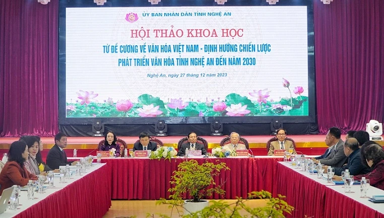 Toàn cảnh hội nghị.