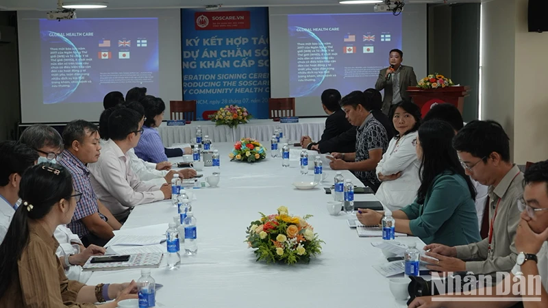 Ban tổ chức thông tin về dự án. 
