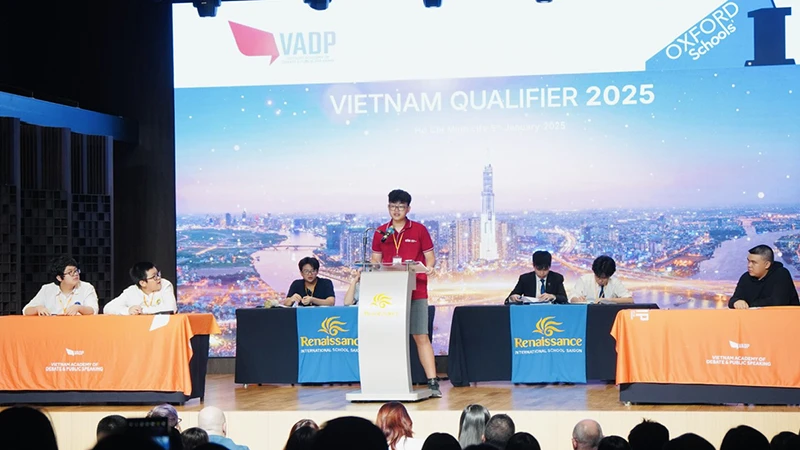 Cuộc thi tranh biện danh giá Oxford Schools Vietnam Qualifier 2025 lần đầu tiên được tổ chức tại Việt Nam.