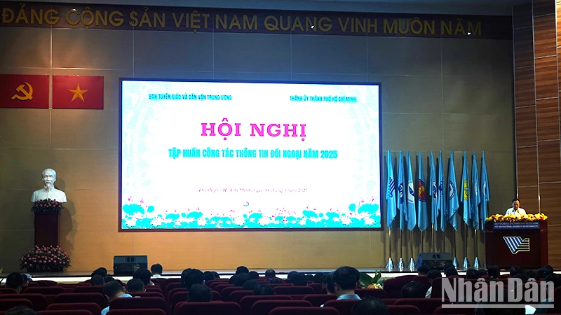 Quang cảnh hội nghị.