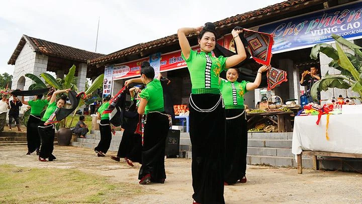 Vui Tết Độc lập tại Làng Văn hóa-Du lịch các dân tộc Việt Nam