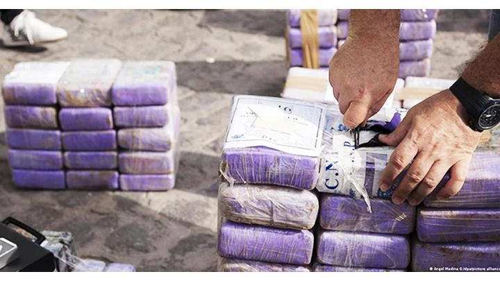 Cảnh sát thu giữ hàng chục tấn cocaine trong chiến dịch vừa qua. Ảnh: DW