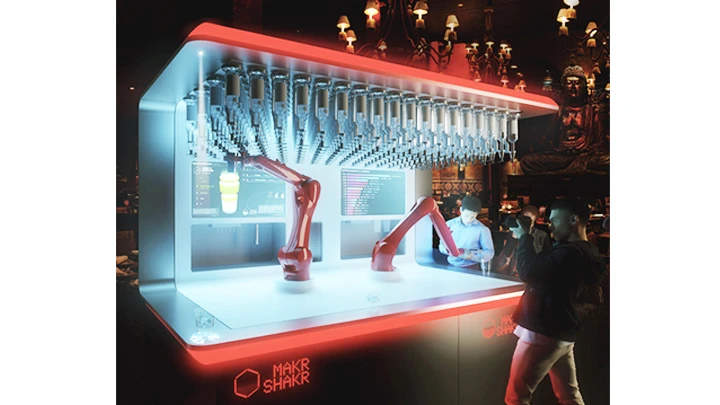 Robot pha chế đồ uống
