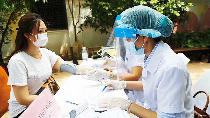Ngành y tế vừa trải qua thời gian khó khăn do ảnh hưởng của đại dịch Covid-19. Ảnh: ANH QUÂN