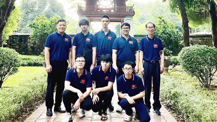 Việt Nam giành huy chương tại Olympic Toán học quốc tế năm 2023