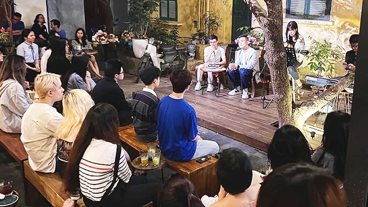 Đêm thơ “Giấc thơ Hà Nội”.