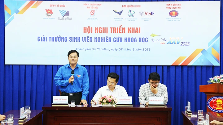 Phát động Giải thưởng Sinh viên nghiên cứu khoa học