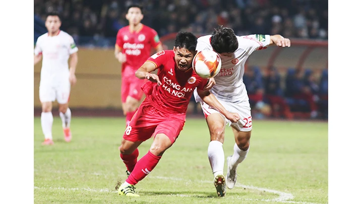 Các trận đấu của nhóm đua vô địch V.League 2023 hứa hẹn sẽ kịch tính đến phút cuối.Ảnh: LÊ MINH