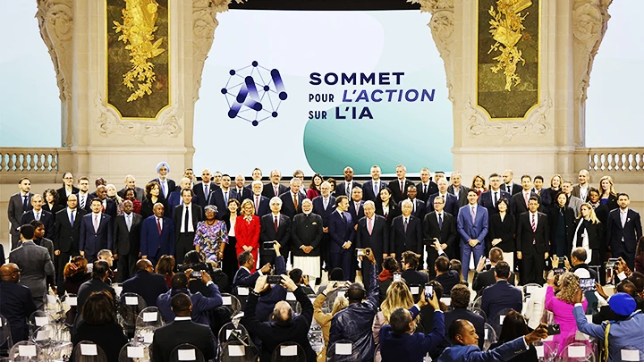 Các nhà lãnh đạo thế giới dự Hội nghị thượng đỉnh AI tại Paris. Ảnh: GLOBAL TIMES