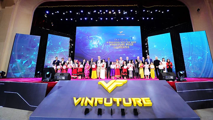  Công bố danh sách Hội đồng Giải thưởng và Hội đồng Sơ khảo quỹ VinFuture
