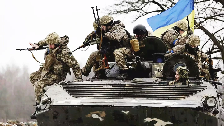 Quân đội Ukraine triển khai tại tỉnh Kharkiv. Ảnh: GETTY IMAGES