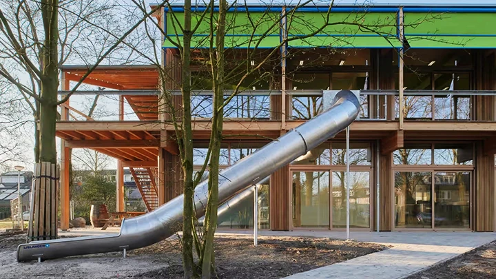 Trường De Zevensprong tại Eindhoven. Ảnh: MWA HART NIBBRIG