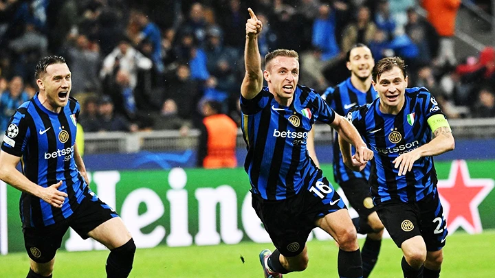 Davide Frattesi (số 16) ghi bàn quyết định ở hiệp phụ thứ nhất, đưa Inter Milan vào chung kết Champions League.