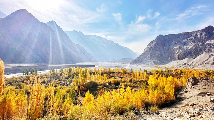 Thung lũng Hunza.