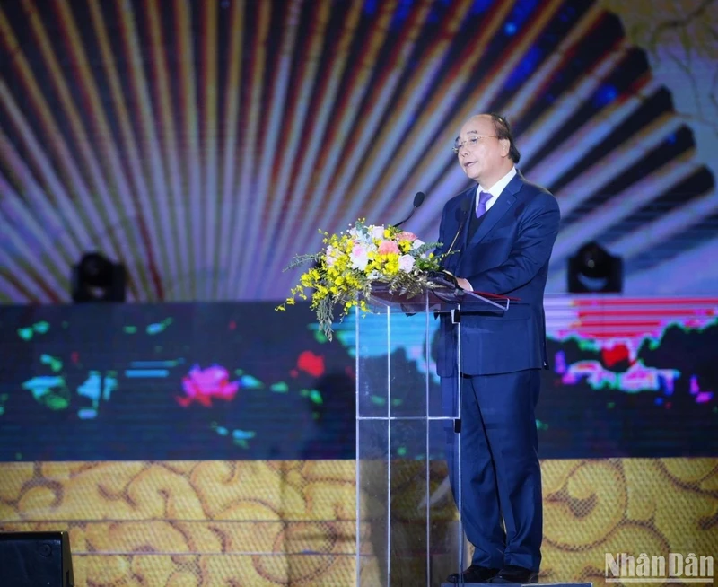 Chủ tịch nước Nguyễn Xuân Phúc phát biểu tại buổi lễ.