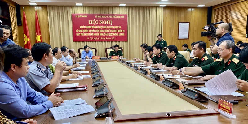 Quang cảnh hội nghị.