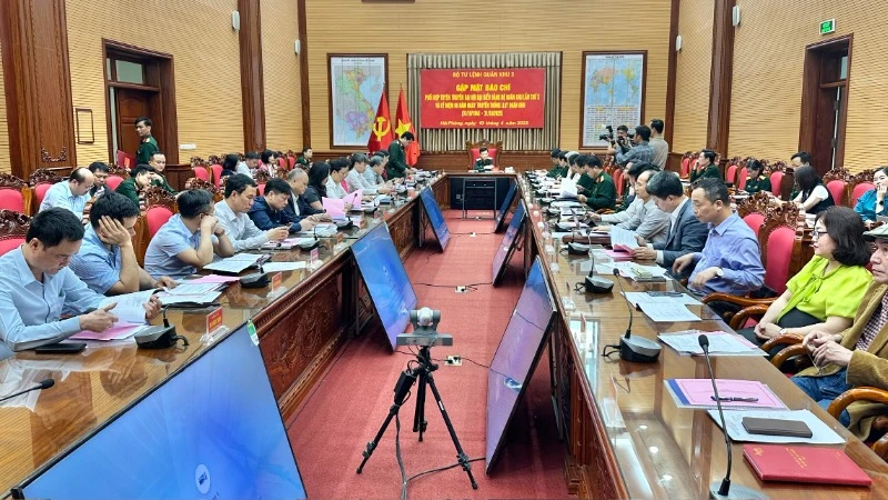 Quang cảnh hội nghị.