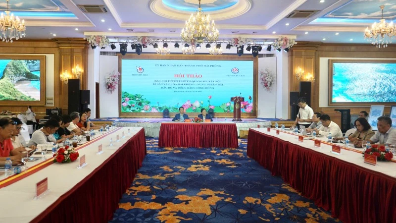 Quang cảnh Hội thảo "Báo chí tuyên truyền, quảng bá, kết nối di sản văn hoá Hải Phòng - Vùng duyên hải Bắc Bộ và đồng bằng sông Hồng".