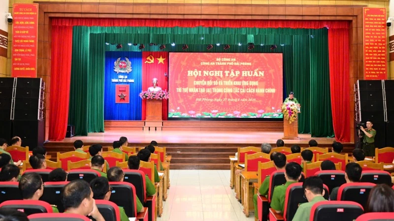 Quang cảnh hội nghị.