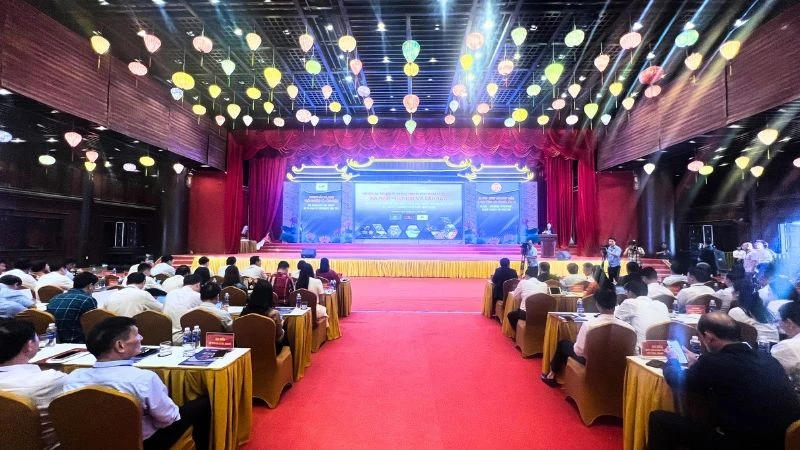Toàn cảnh Hội nghị Xúc tiến đầu tư phát triển du lịch tỉnh Hà Nam năm 2025.