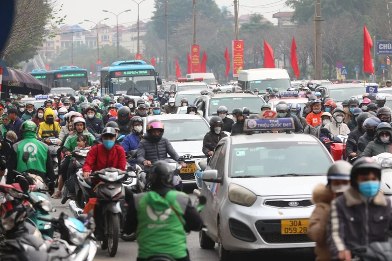 Yêu cầu xử lý nghiêm “xe dù, bến cóc” dịp nghỉ lễ