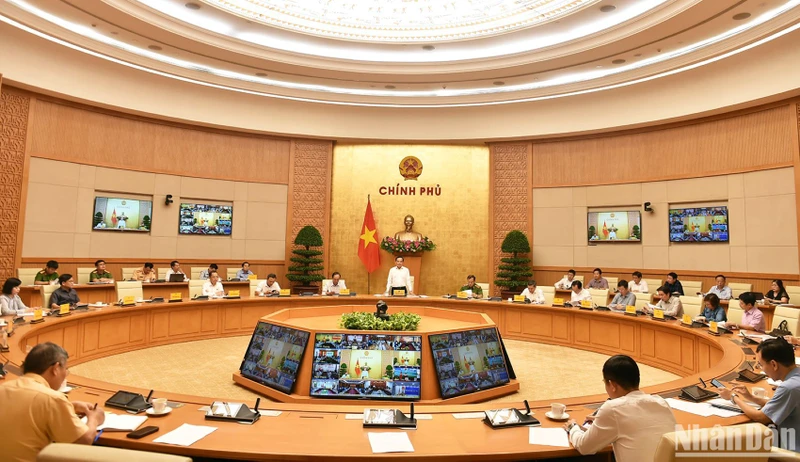 Các đại biểu tham dự hội nghị chuyên đề về bảo đảm an toàn giao thông cho học sinh.