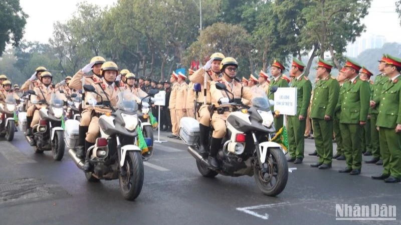 Ra quân Năm An toàn giao thông 2025 với chủ đề "Hành trình an toàn, kiến tạo tương lai".