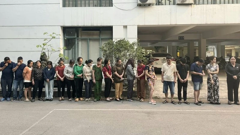 Các đối tượng trong đường dây đánh bạc. Ảnh: Công an Nghệ an cung cấp.