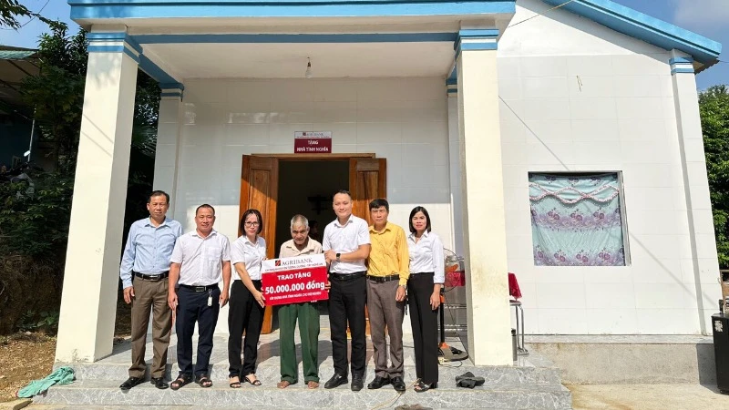 Có hơn 9.500 nhà được xây dựng từ nguồn xã hội hóa.
