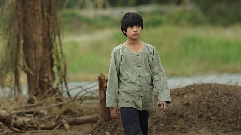 Hạo Khang vai bé An trong phim. (Ảnh: Đoàn làm phim)