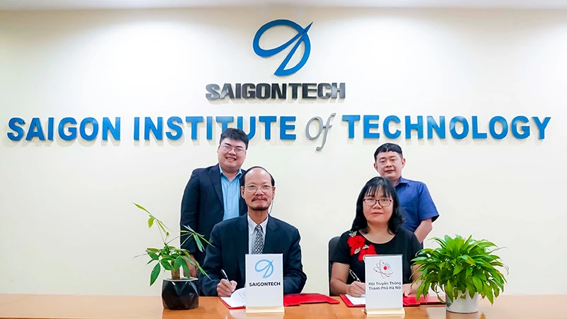Xây dựng hệ sinh thái phục vụ trao đổi trí thức và phát triển giáo dục