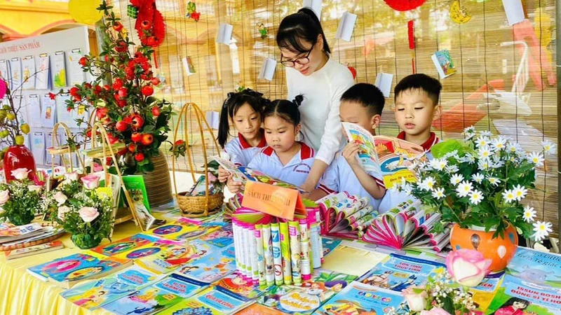 Ngày hội đọc sách với những góc đọc trang trí rất đẹp của Trường Tiểu học Trưng Nhị. (Ảnh: Trang fanpage của trường)