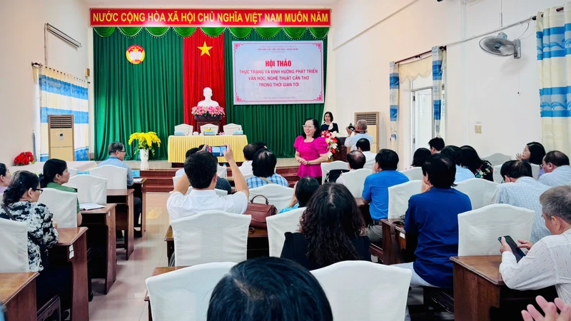 Quang cảnh hội thảo.