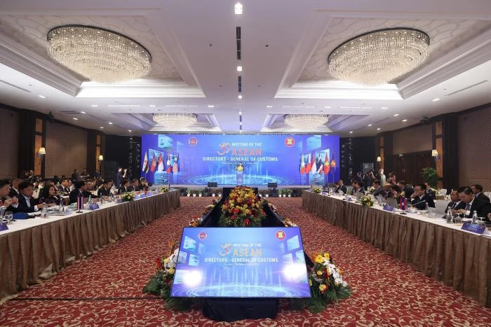 Quang cảnh hội nghị.