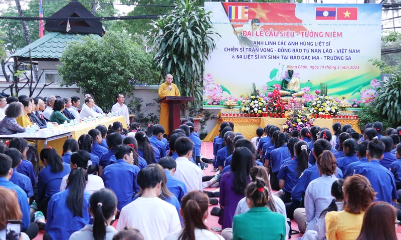 Quang cảnh buổi lễ. Ảnh: Trịnh Dũng
