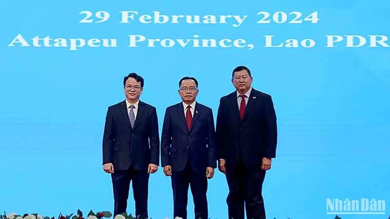 Các Trưởng SOM Campuchia, Lào, Việt Nam tại Hội nghị. Ảnh: TRỊNH DŨNG