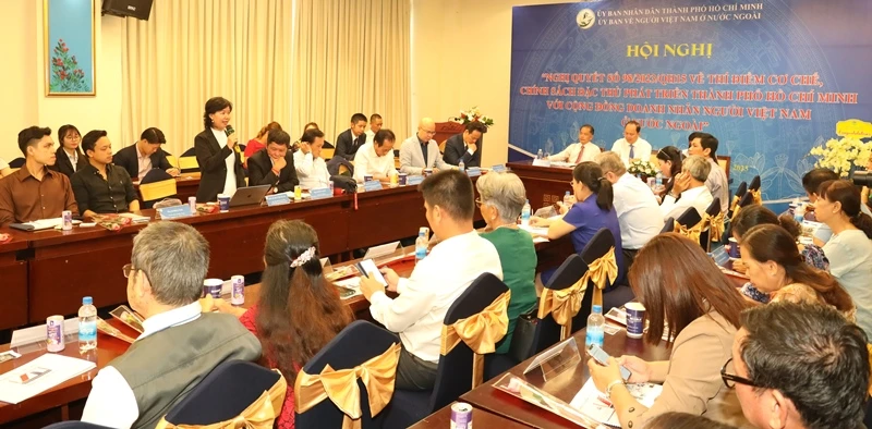 Quang cảnh hội nghị.