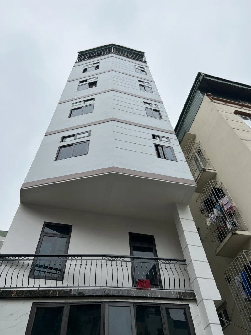 Ngôi nhà xây sai phép ở phường Trung Văn.