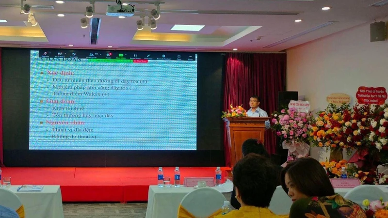 Hội Đông y Việt Nam tổ chức kỷ niệm 76 năm ngày thành lập.
