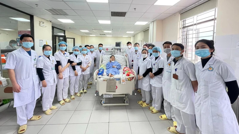 Bệnh nhân khỏe mạnh được xuất viện.