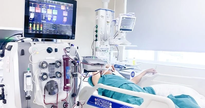 Bệnh nhân được lọc máu, thay huyết tương kịp thời.