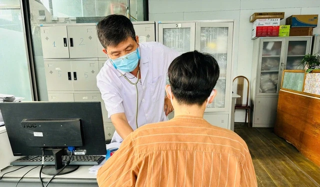 Bệnh viện đa khoa Hà Đông triển khai hiệu quả Phòng khám B20 dành riêng cho bệnh nhân HIV/AIDS đến khám và điều trị.