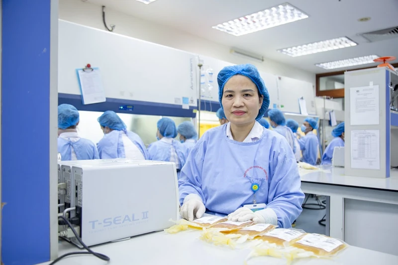  Thạc sĩ Đỗ Thị Hiền, Phó trưởng khoa Điều chế các thành phần máu, Viện Huyết học-Truyền máu Trung ương.