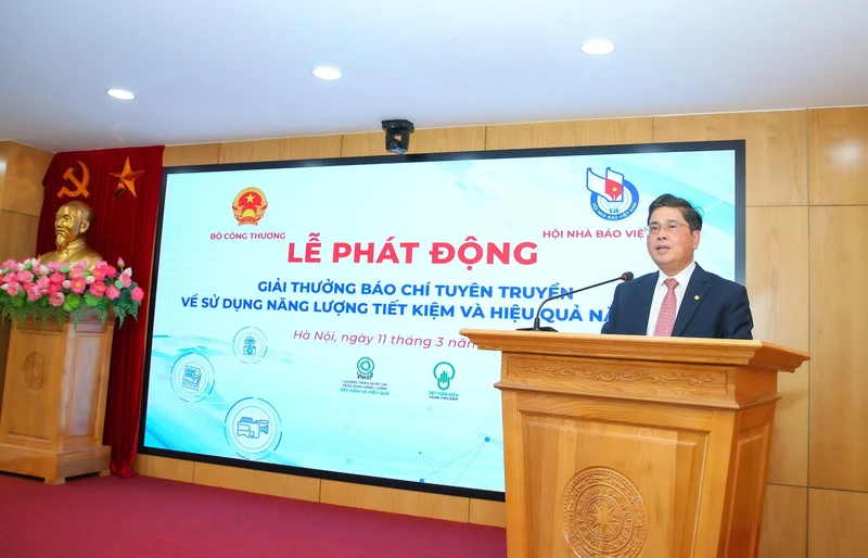 Thứ trưởng Công Thương Nguyễn Hoàng Long phát biểu tại lễ phát động.