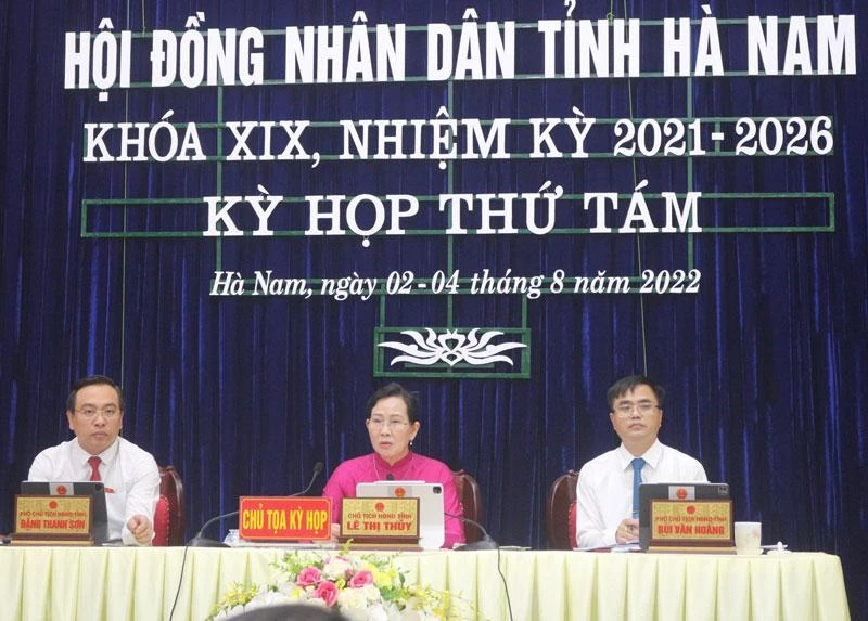 Chủ tọa kỳ họp.