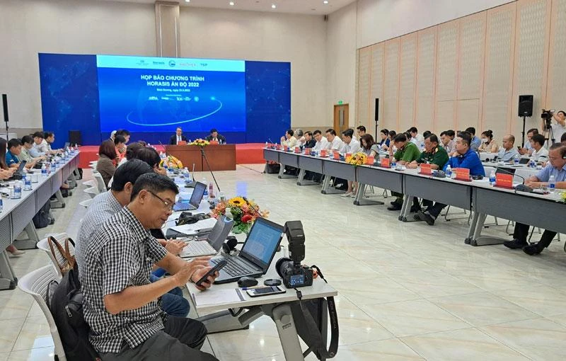 Quang cảnh buổi họp báo.